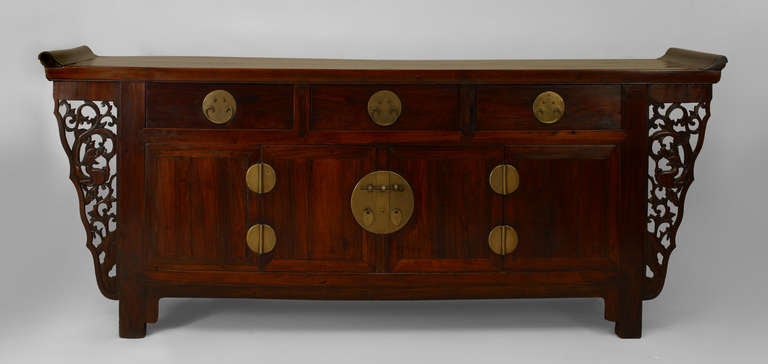 Chinese Hardwood Coffer Sideboard In Good Condition For Sale In New York, NY