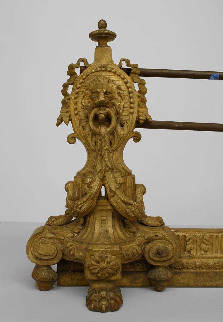 Georgianischer Feuerschutz aus vergoldeter Bronze im Zustand „Hervorragend“ im Angebot in Queens, NY