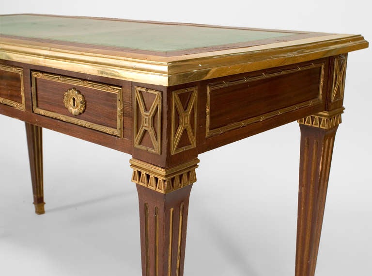 French Louis XVI Style Bronze Trimmed Mahogany Desk In Excellent Condition In New York, NY