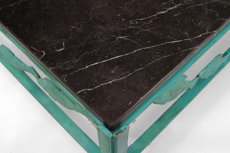 Français Table basse en bronze vert-de-gris au design moderne français et français de Jacques Dufresne en vente