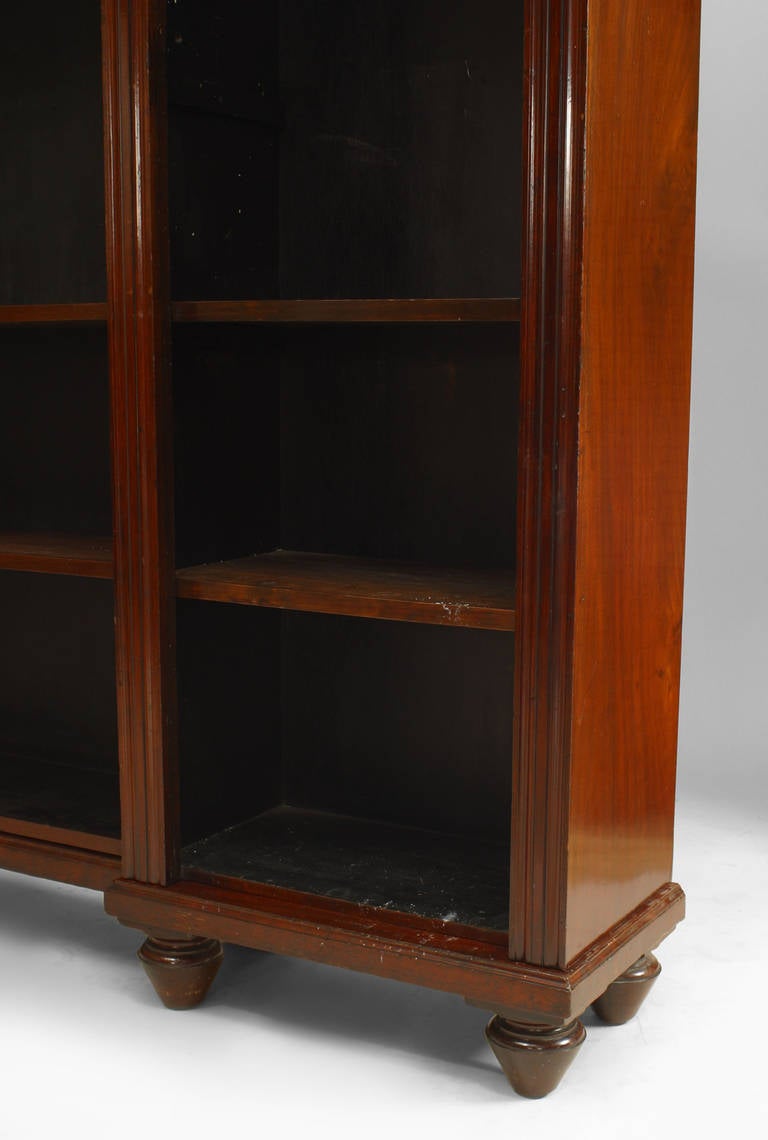 Englisches Mahagoni-Bücherregal aus William IV.-Stil im Zustand „Gut“ im Angebot in New York, NY