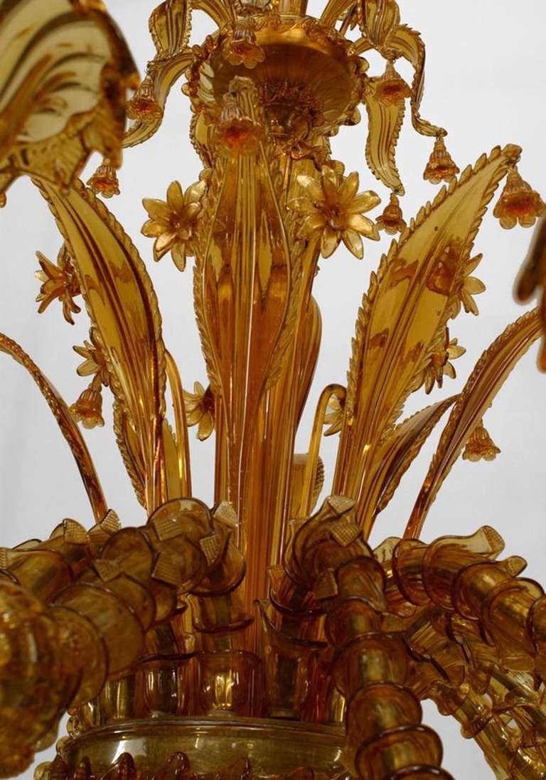 Large Amber Tinted Murano Glass Chandelier by Salviati, c. 1890 In Excellent Condition In New York, NY