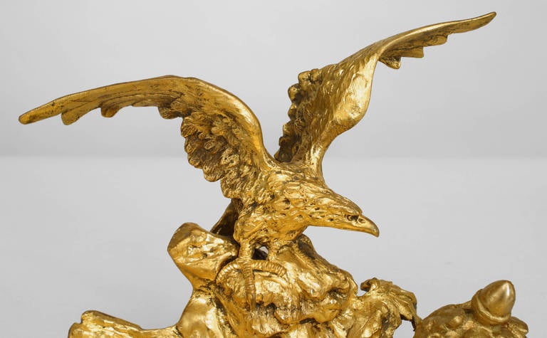 Français Encrier Empire français en bronze doré avec aigle en vente