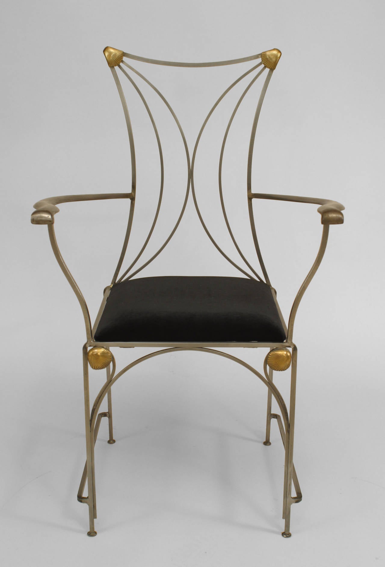 2 französische Stahlsessel im Art-déco-Stil mit Messingbesatz aus dem Modell Cartier (Französisch)