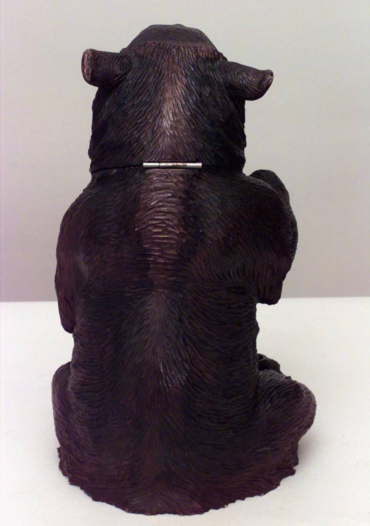 Rustic Black Forest Carved Walnut Bear Ashtray For Sale 2