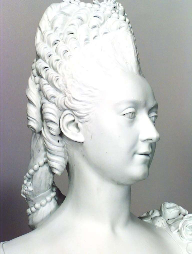 Louis XV Late 19th Century Porcelain Bust of a Royal Frenchwoman