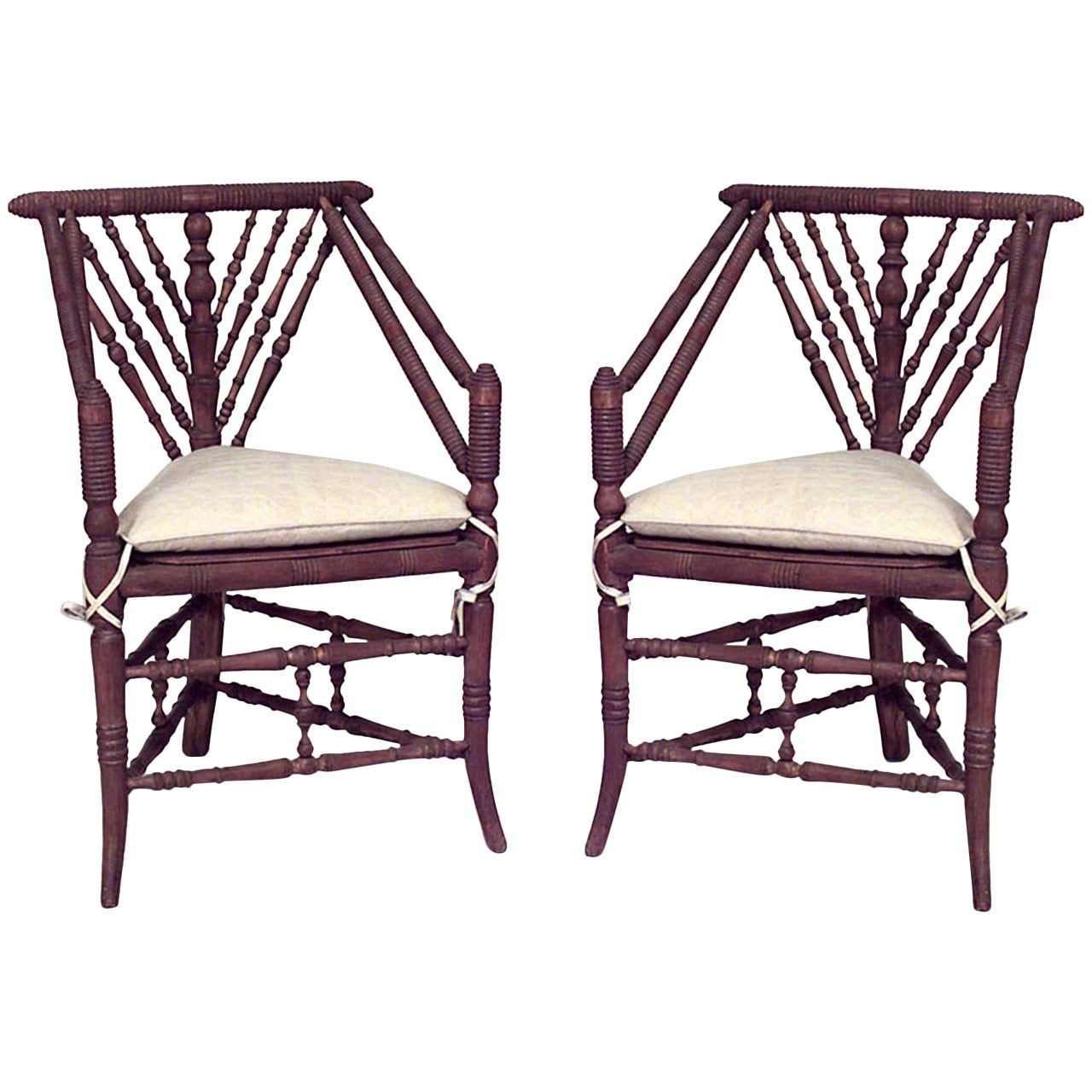 Coppia di sedie triangolari in Oak Charles II inglese