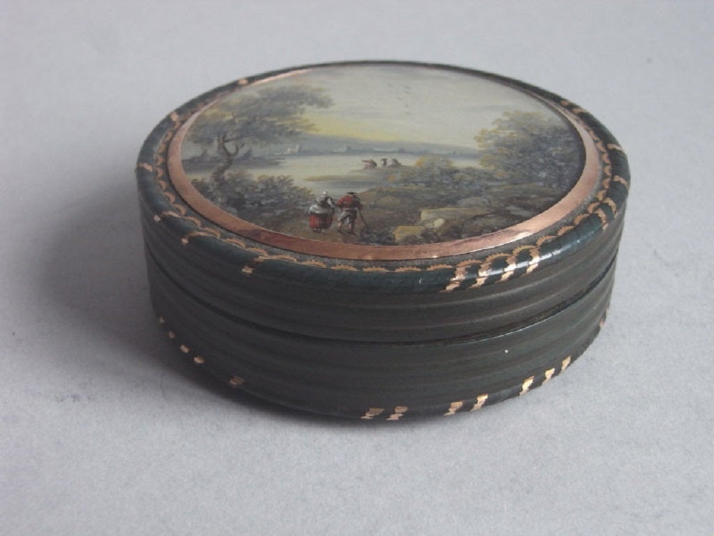 A very rare George III Tortoiseshell, Lacquer & Gold Snuff Box made circa 1800.