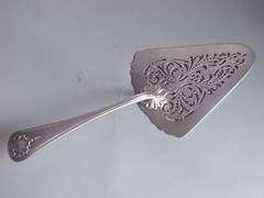 A Georgian Triangular Serving Slice made by William Chawner II.