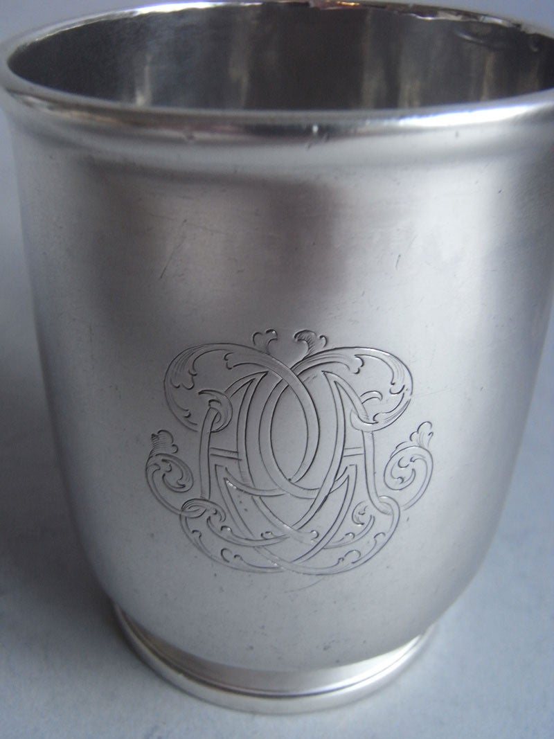 A fine Queen Anne Britannia Standard Mug by Anthony Nelme. In Good Condition In London, GB
