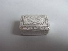 A George III Vinaigrette made in London in 1819 by Thomas Edwards.