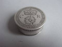 ROYAL. A very rare Charles II Patch Box, unmarked