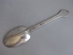 BATH. An extremely rare William & Mary Trefid Spoon made by Matthew Reeve.