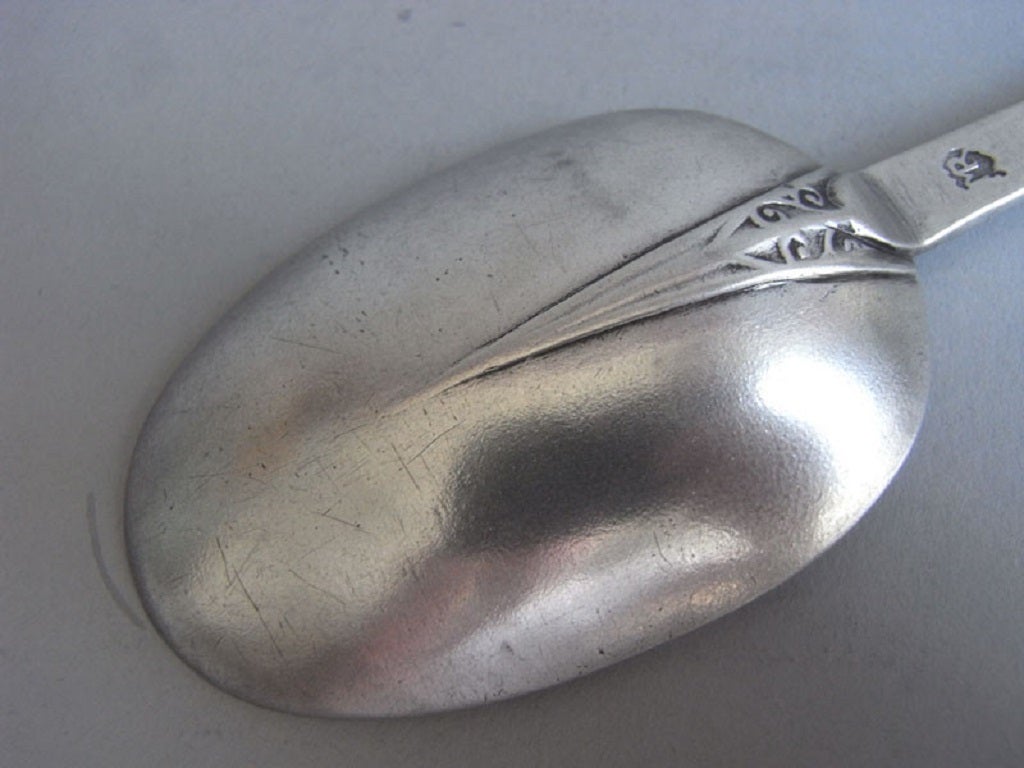 BATH. An extremely rare William & Mary Trefid Spoon made by Matthew Reeve.
