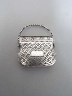 A William IV Vinaigrette modelled as a Handbag. Made in Birmingham