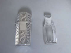 Antique A fine George III Scent Etui and bottle made in Birmingham in 1806