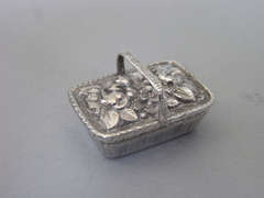 Antique An extremely rare Basket of Flowers Vinaigrette made in Birmingham
