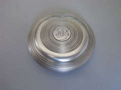 Antique An unusual George III Snuff Box made in London in 1803 by Joseph Haywood