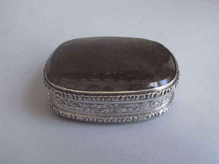 A very fine silver Snuff Box with agate inset cover made in Birmingham