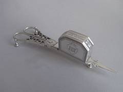 A very fine pair of George III Snuffer Scissors made by Abstainando King