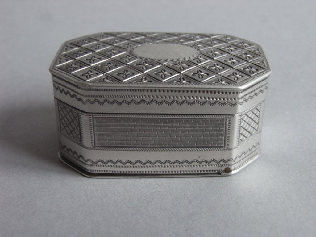 A fine George III Pocket Nutmeg Grater made in London in1806
