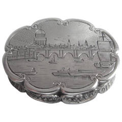 Antique A rare engraved Vinaigrette depicting London Bridge. Made by Nathaniel Mills.