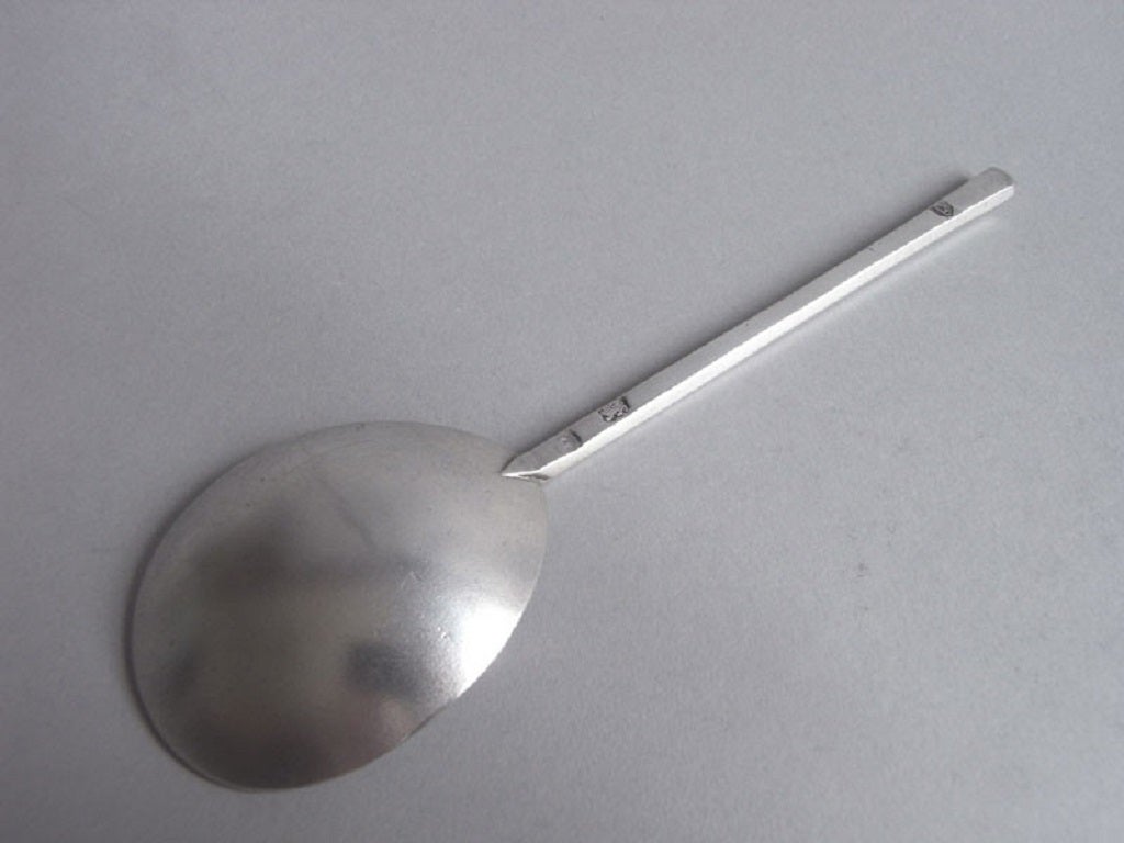 An exceptional Slip Top Spoon made in London in 1639 by Thomas Hodges.