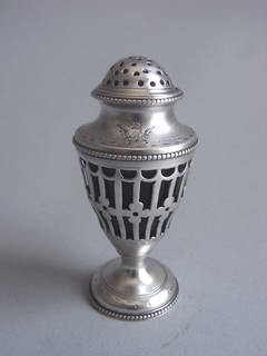 Antique A pretty George III Pepper Caster made by Robert Hennell.