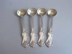 Antique A set of four Albert Pattern Salt Spoons made by Elizabeth Eaton.