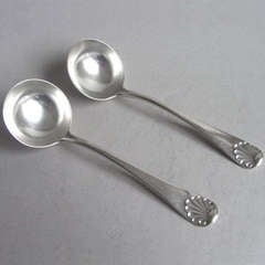 Antique A pair of George IV Sauce Ladles made in London in 1823 by Eley & Fearn