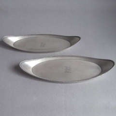 A pair of George III Oval Trays made in London in 1793 by Henry Chawner.