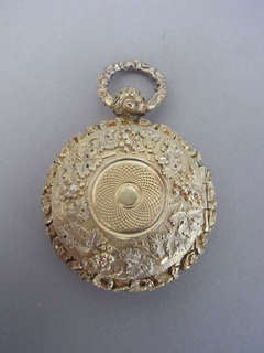 Antique An exceptional George III Silver gilt Vinaigrette made in Birmingham in 1818