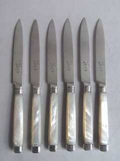 A set of six George III Knives made in London in 1817 by Moses Brent