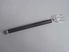 Antique A rare George III Telescopic Toasting Fork made in London in 1809