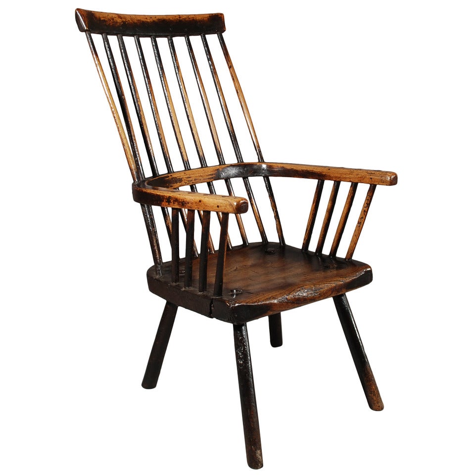 Large Late 18th Century Comb Back Windsor Chair For Sale