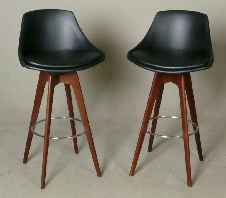 American Pair of Walnut Bar Stools with Chrome Foot Rest Designed by John Yellen