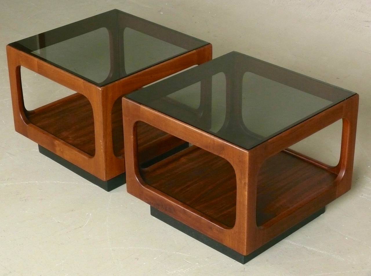 Mid-20th Century Pair of 1960s Walnut & Glass Side Tables By John Keal For Brown Saltman