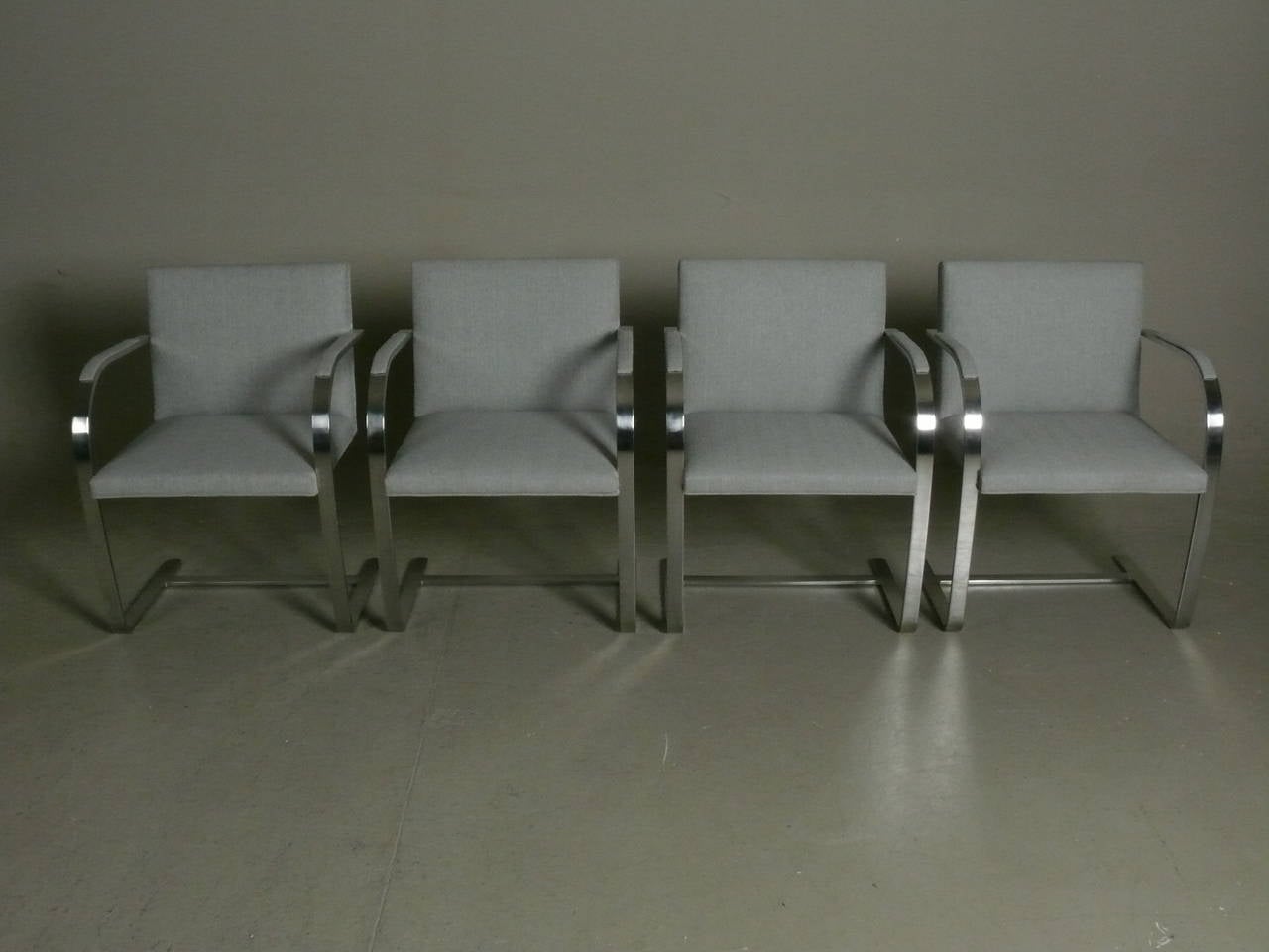 Set of Four Mies van der Rohe Stainless Flatbar Brno Chairs by Brueton In Excellent Condition In Atlanta, GA