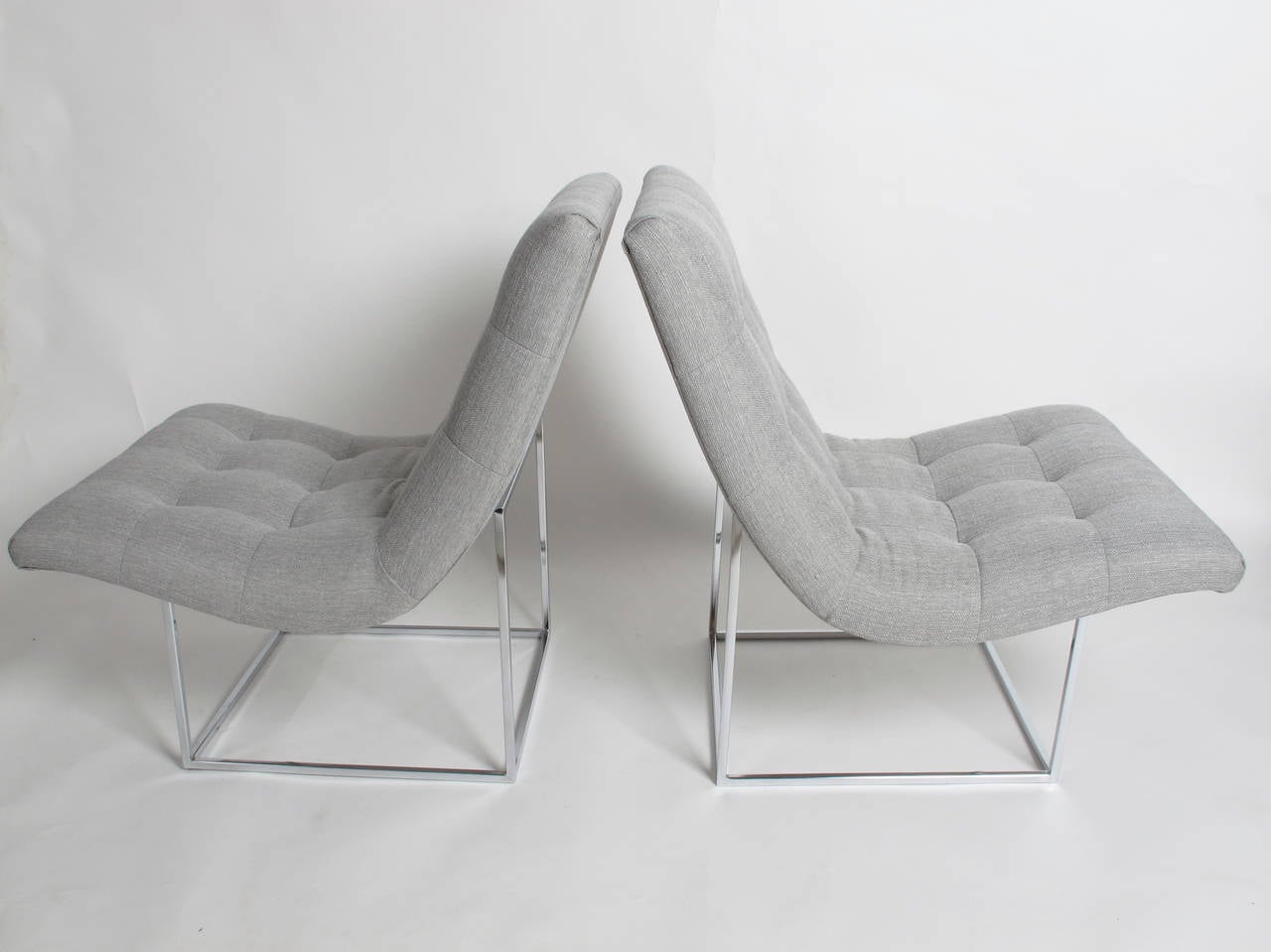 Mid-Century Modern Pair of Milo Baughman Scoop Lounge Chairs
