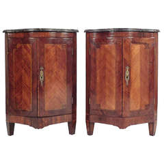 Pair of 19th Century French Louis XVI-Style Corner Cabinets 3