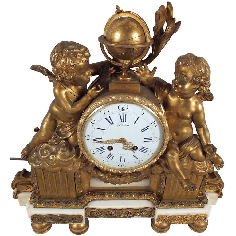 19th Century French Bronze Mantle Clock  In Good Condition In Los Angeles, CA