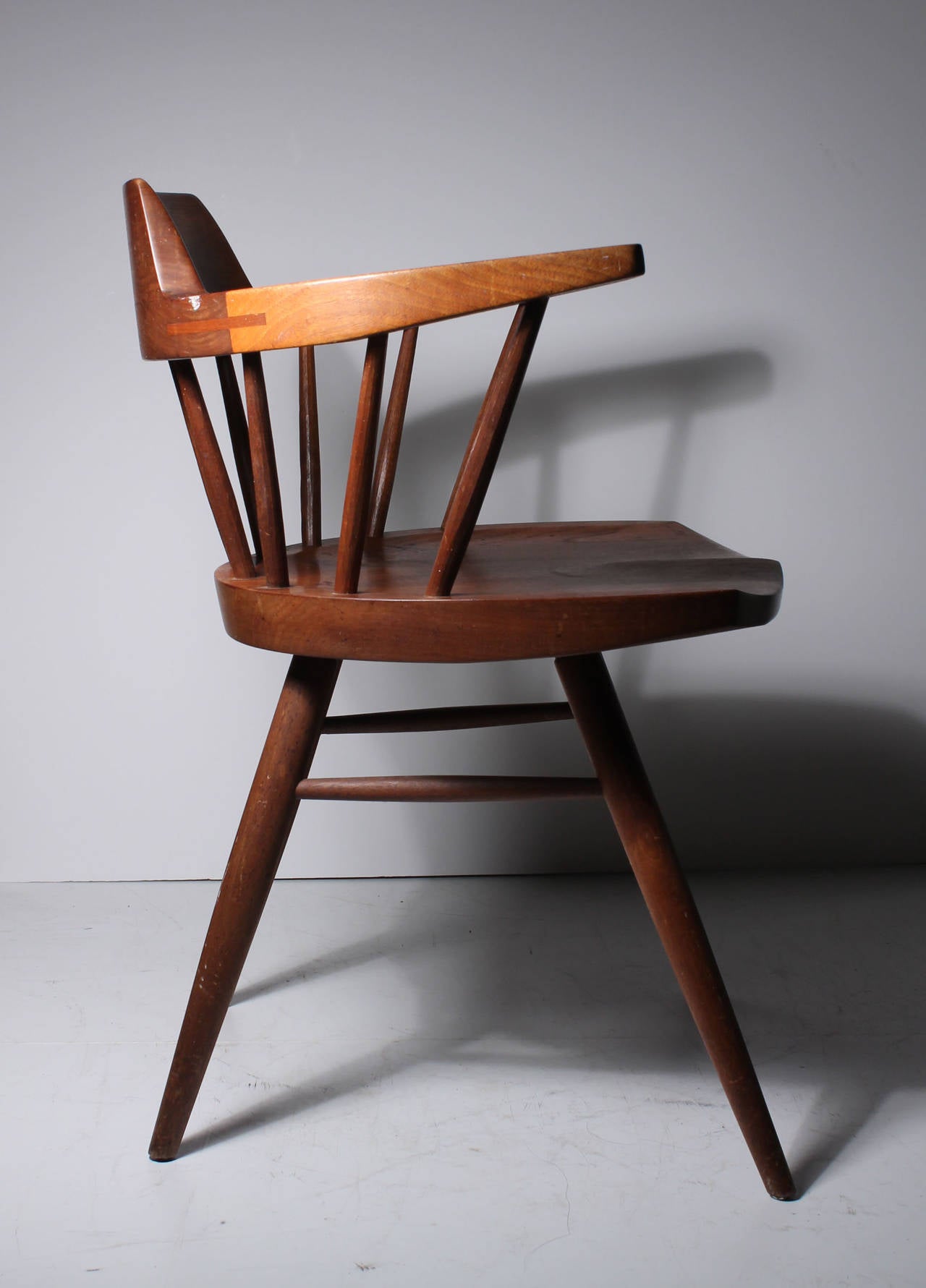 Pair Of Studio Nakashima Captains Chairs (4 Available) In Good Condition In Chicago, IL