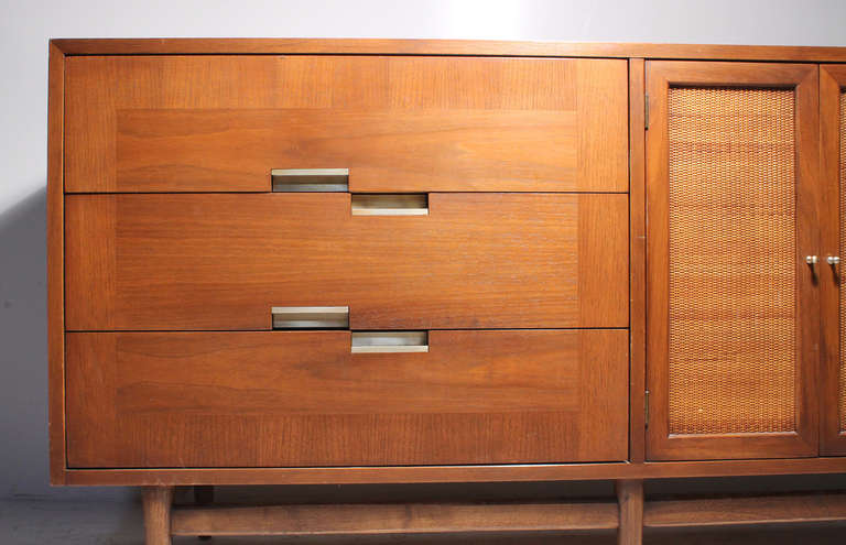 Vintage American of Martinsville Cabinet Sideboard manner of Milo Baughman 2