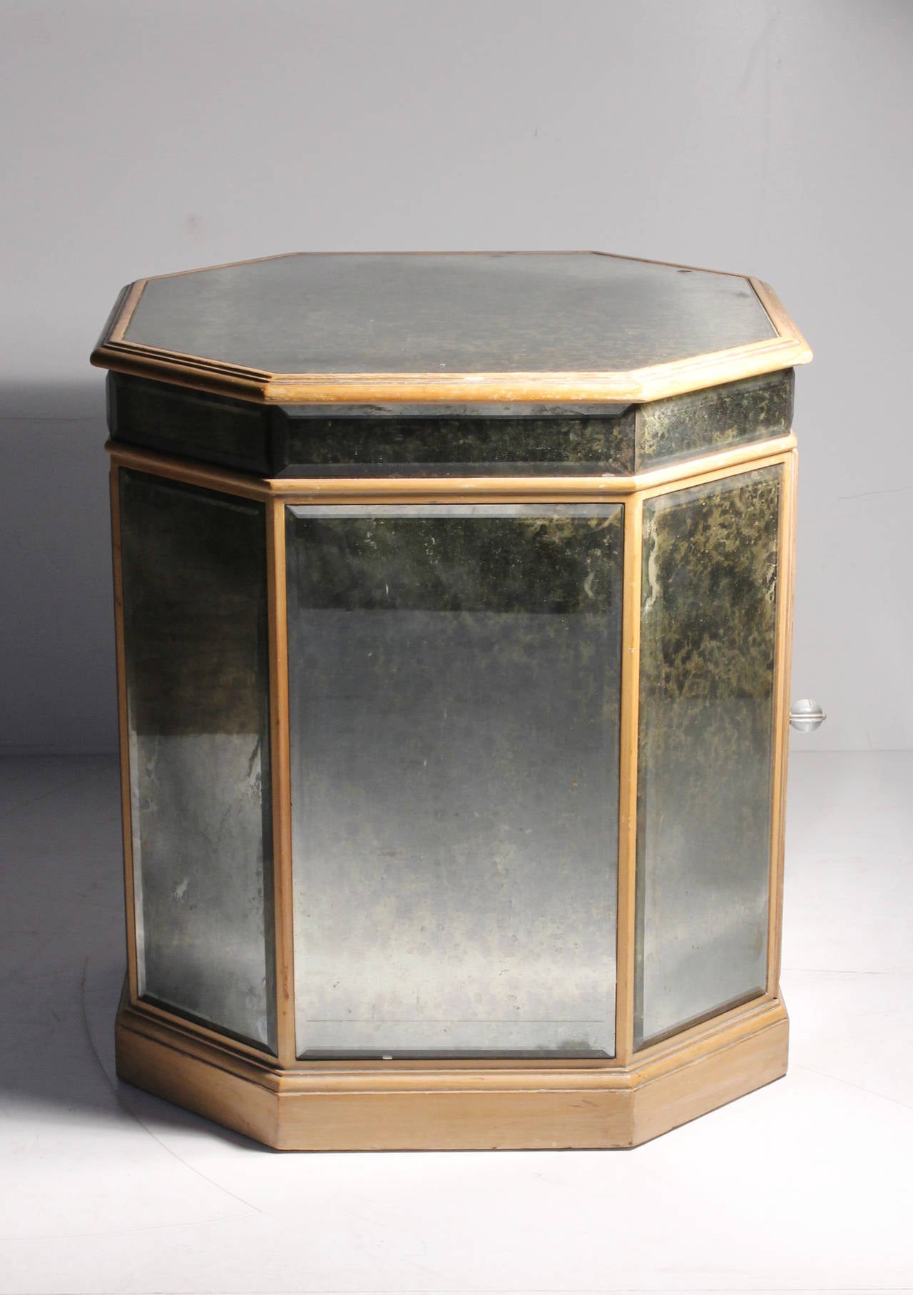 20th Century Grosfeld House Vintage Mirrored Octagon Table Cabinet Manner Hollywood Regency