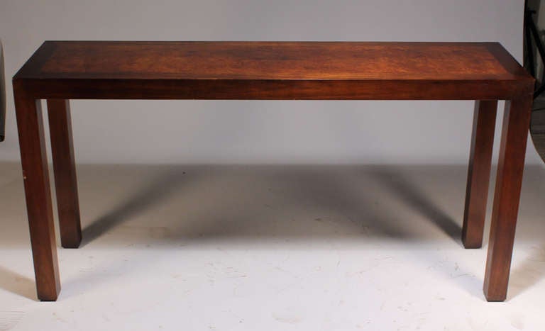 Mid-Century Modern Vintage Burled Parsons Console Attributed to Milo Baughman For Sale