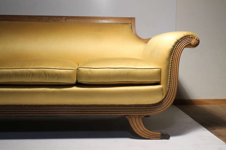 duncan phyfe couch