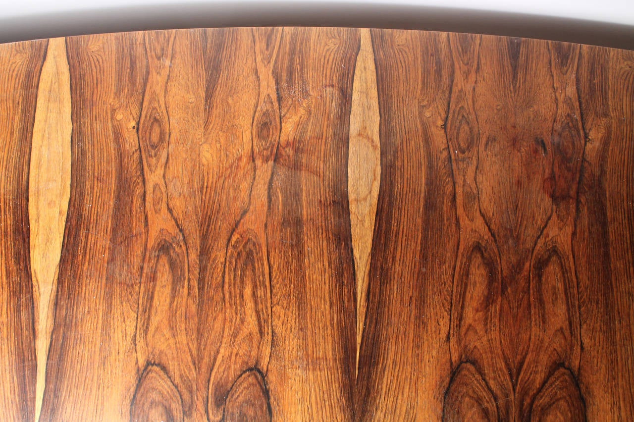 curve console table
