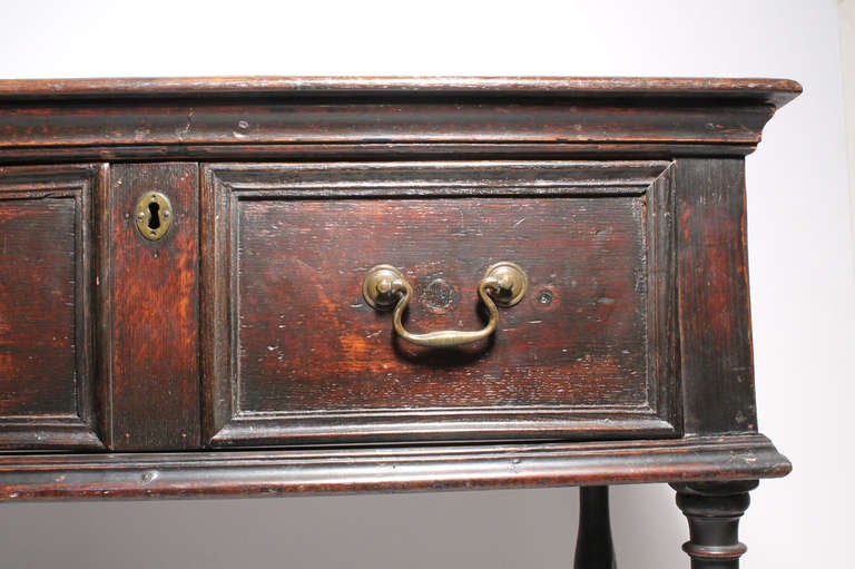 English Or Welsh 19th Century Rustic Console Table Sideboard - Colonial In Fair Condition In Chicago, IL