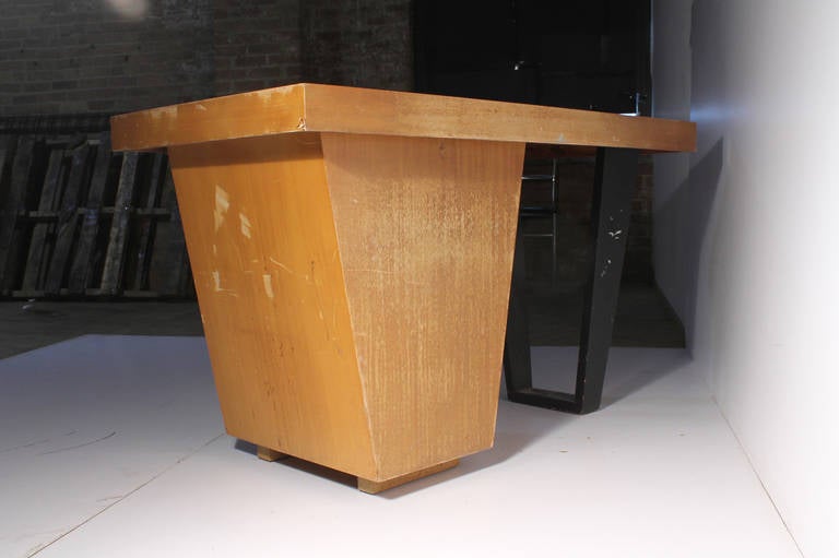 Vintage Modern Desk Attributed to Paul Laszlo 2