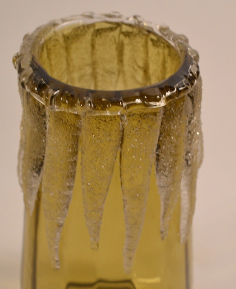 Britannique Bol en verre d'art victorien ambré avec application transparente « Ice » en vente
